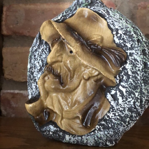 Vintage collectible bottle with a lumberjack face - Picture 4 of 7